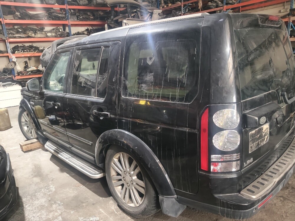 Land Rover LR 2&4Items Only - 6