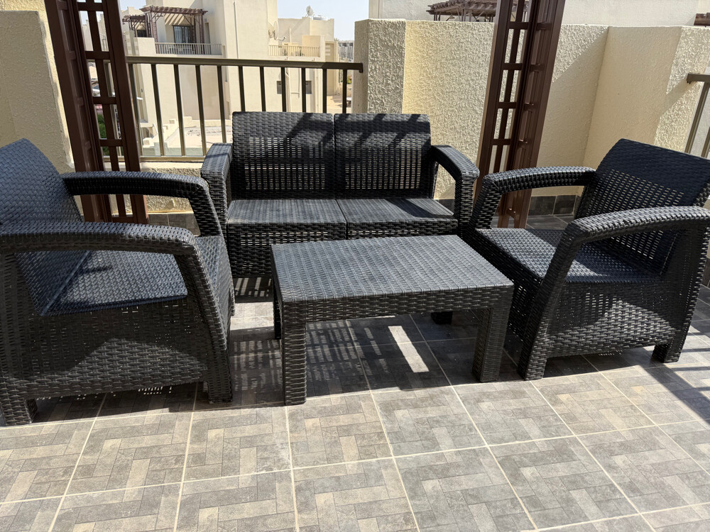 free hold- luxury furnished villa - 3