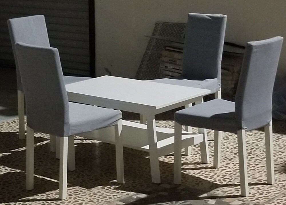 4 كراسي وطاولة - 2