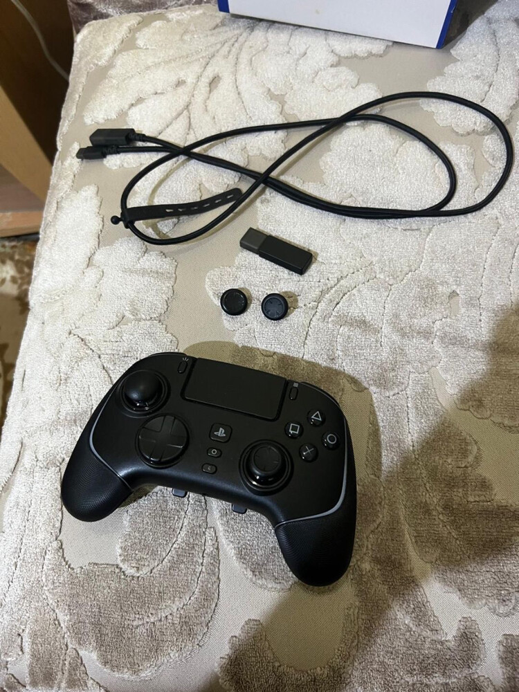 Razer controller - 1