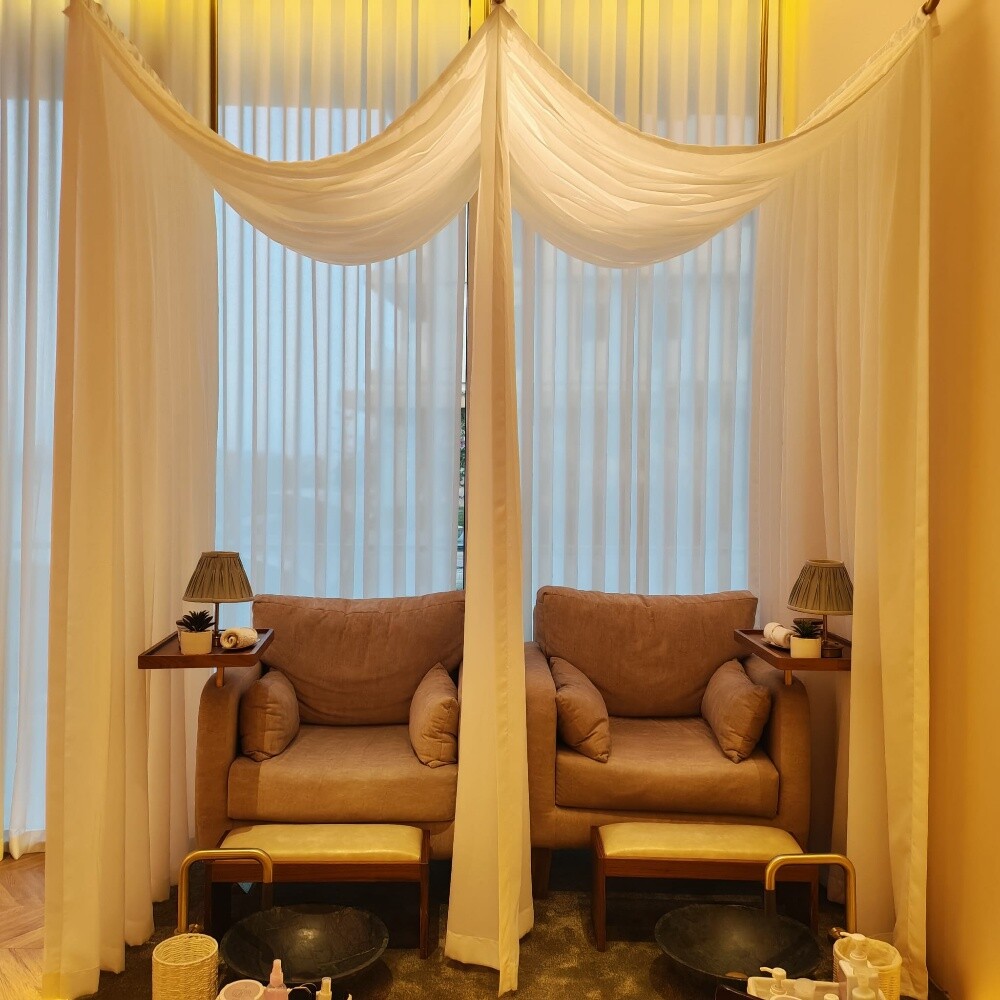 Classic and mojlish Sofa collation - 3