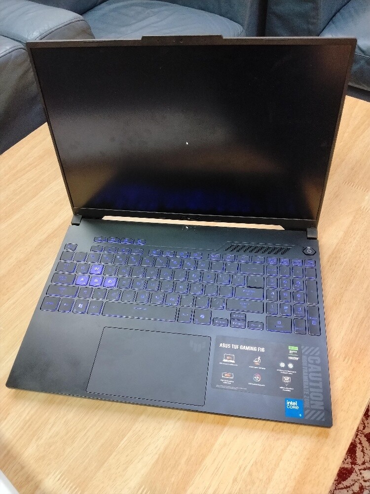 ASUS TUF GAMING F16 - 1