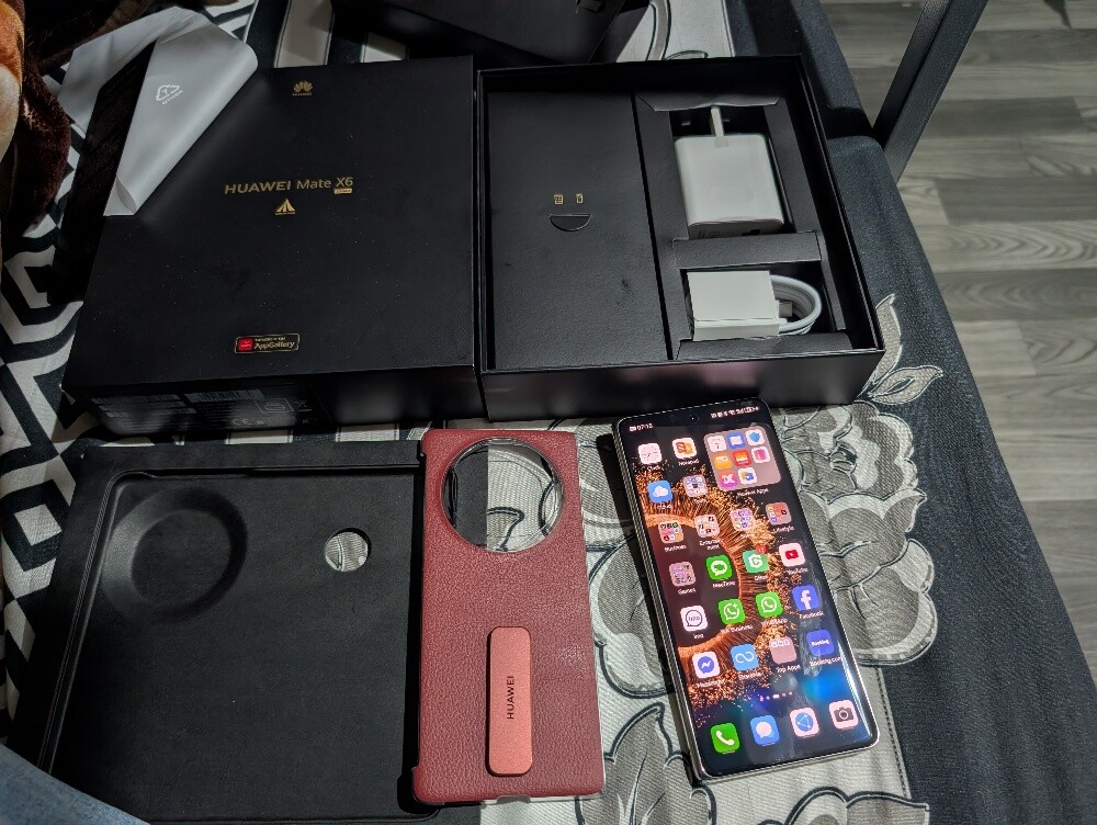 Huawei mate x6 - 2