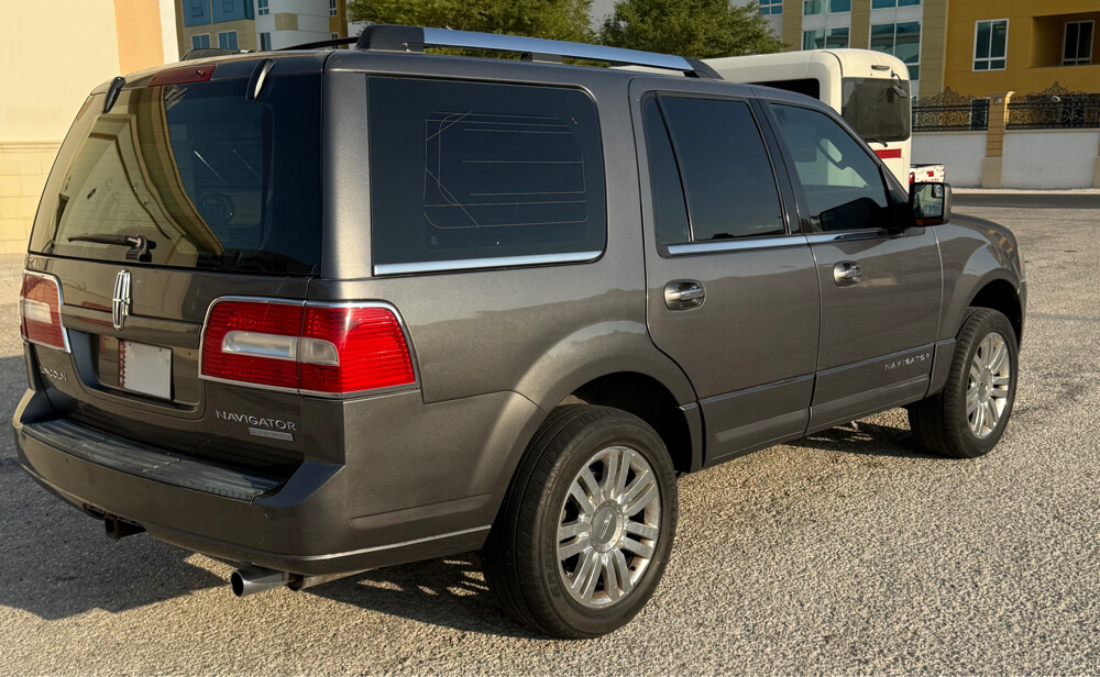 Lincoln Navigator 2012 Limited Ed. - 5