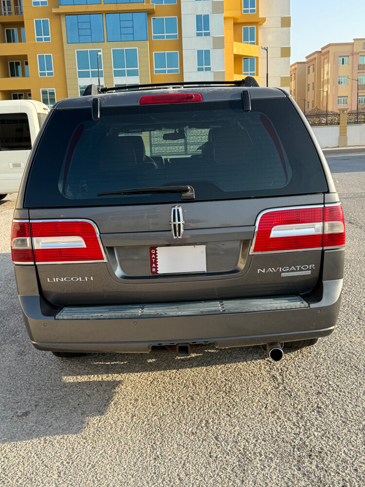 Lincoln Navigator 2012 Limited Ed. - 6