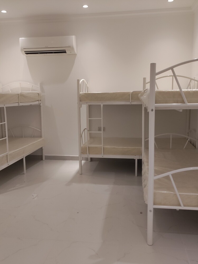 Bed or matrass available - 10