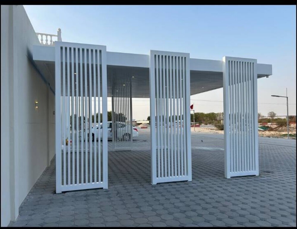 أعمال الحدادة والسياج وغيرها. - 24