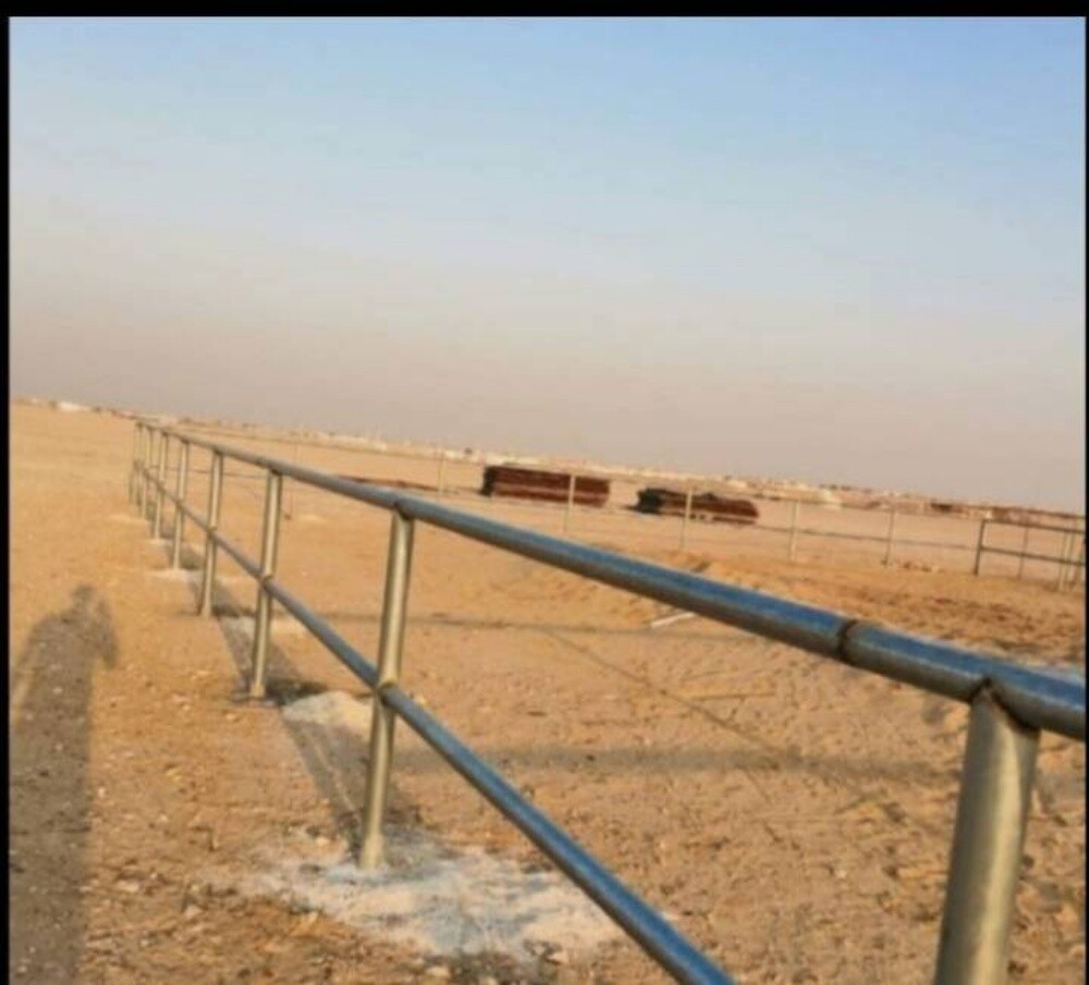 أعمال الحدادة والسياج وغيرها. - 20