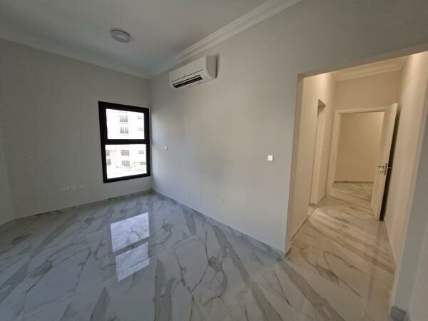 DELUXE BRAND NEW 3BHK W/ PARKING - 10