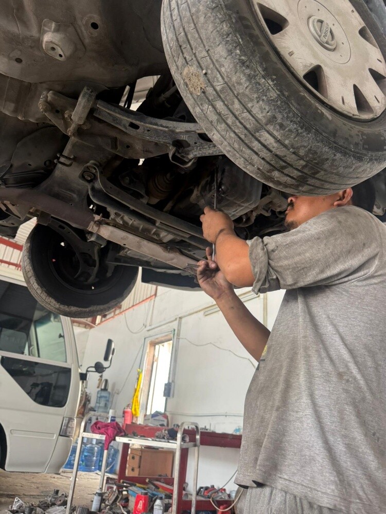 all Brand car servicing and mainten - 3