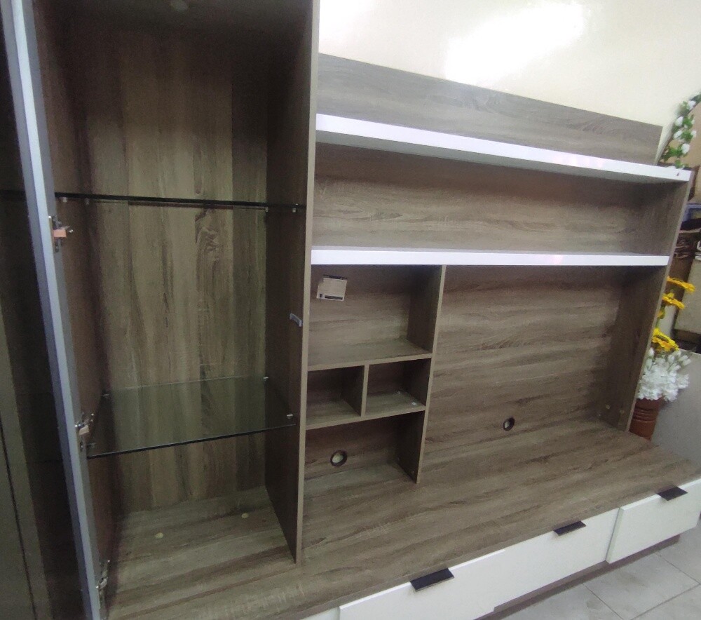 TV table - 2