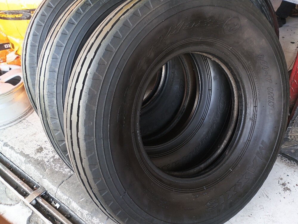 900-17 maxxis ballon - 3
