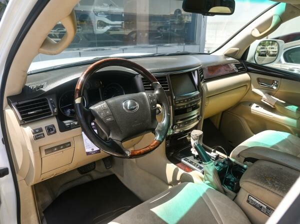 Lexus LX 570 2009 - 5