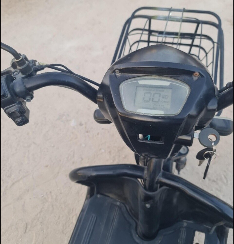 سكوتر كهربائي كبير - 4