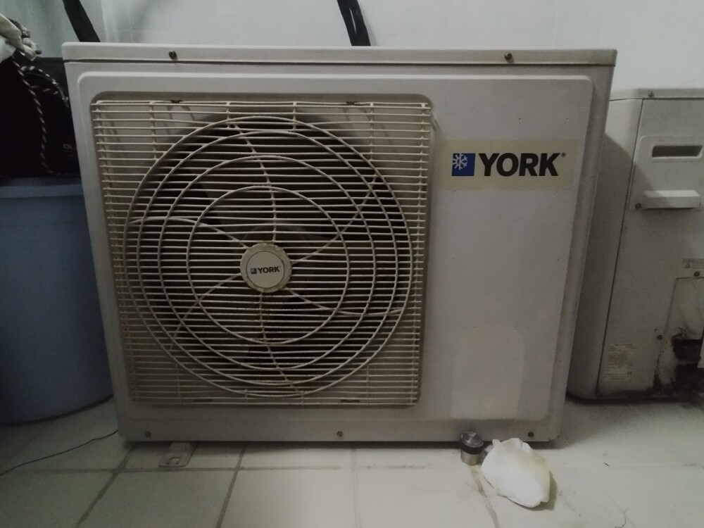 YORK SPLIT AC INDOOR+OUTDOOR - 4
