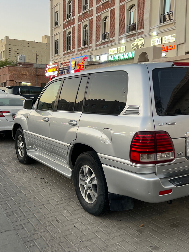 lexusLX470 - 5