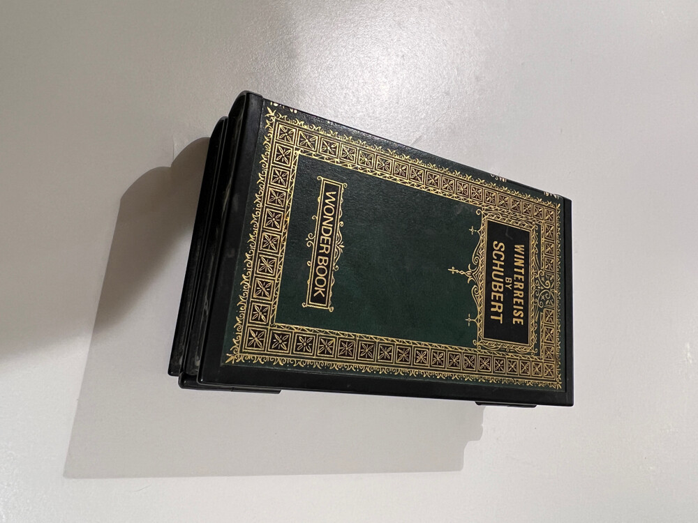 vintage lighter Jaidah Motors - 3