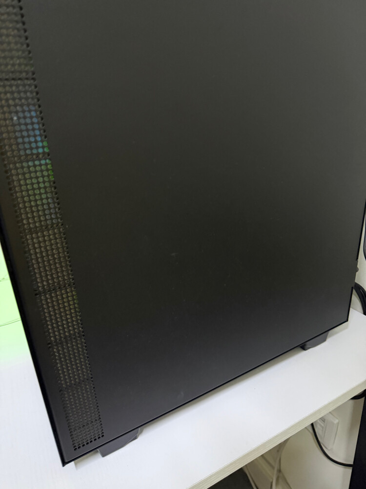 computer with monitor 100Hz - 3