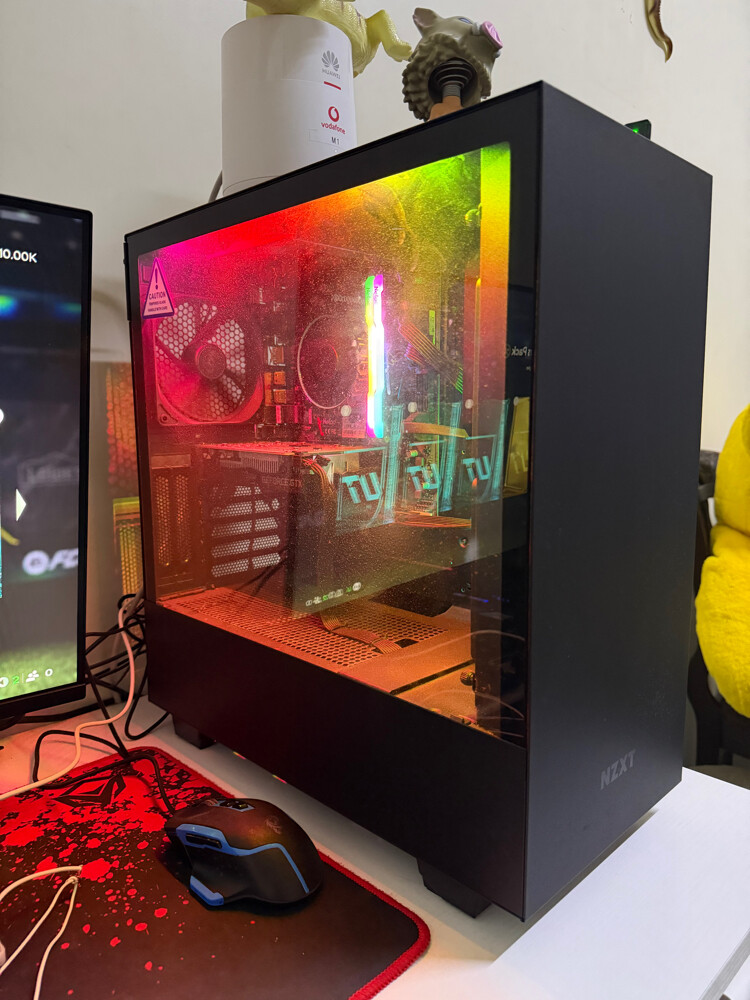 computer with monitor 100Hz - 2