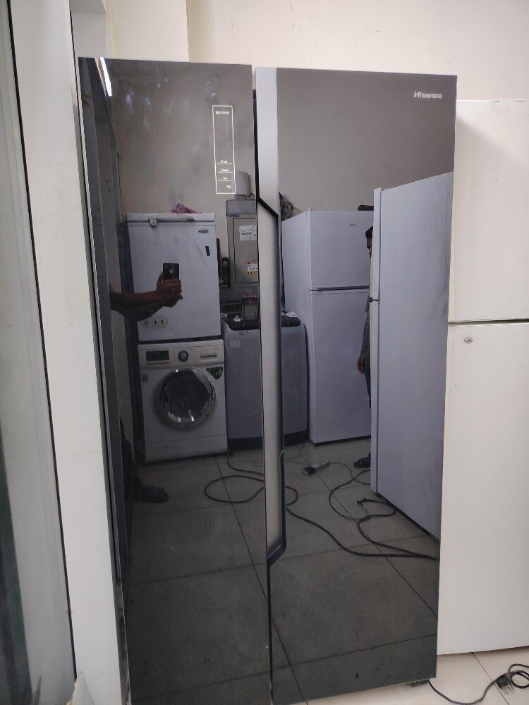 Hisense fridge and refrigerator - 1