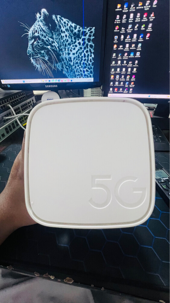 HUAWEI H112372 5G CPE Router - 3