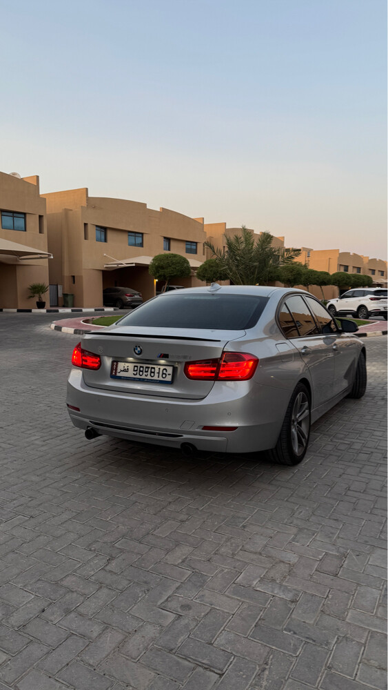 BMW 335I - 2