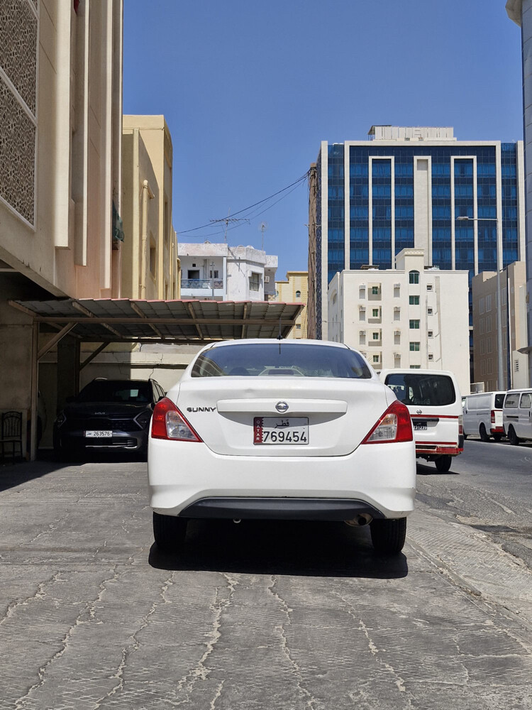 2018 Nissan sunny - 4
