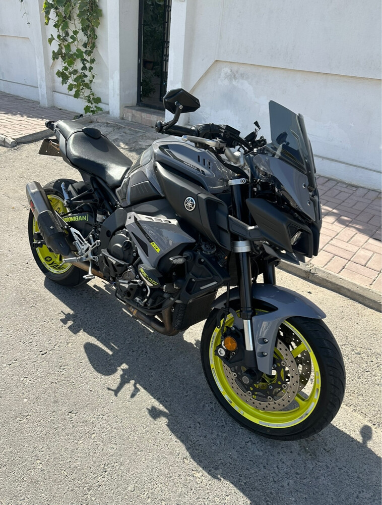 YAMAHA MT 10 2017 (1000CC) - 2