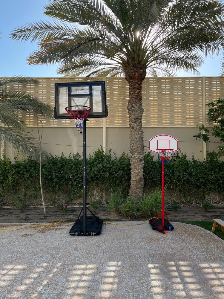 basketball stand - 1