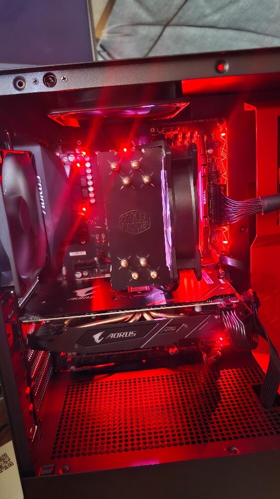 gaming pc and xbox with games - 3