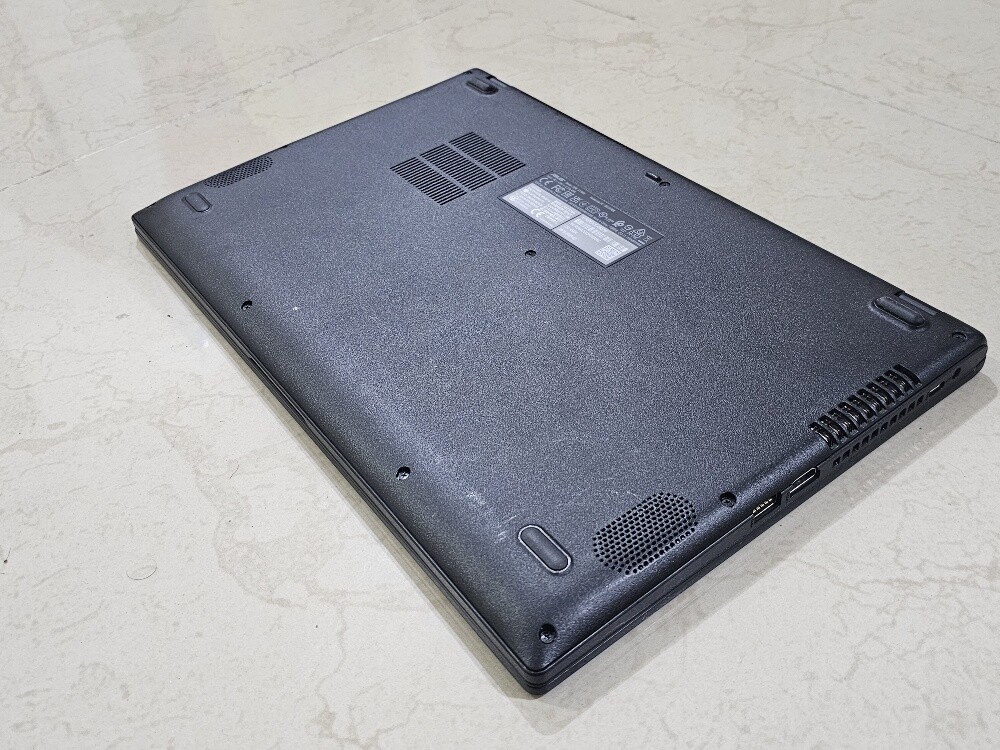 ASUS VIVOBOOK CORE I3-11GEN - 4