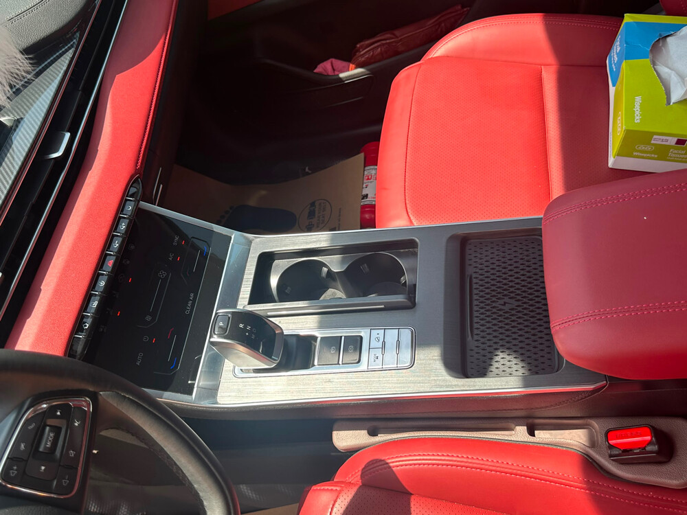 A car in excellent condition  - 6