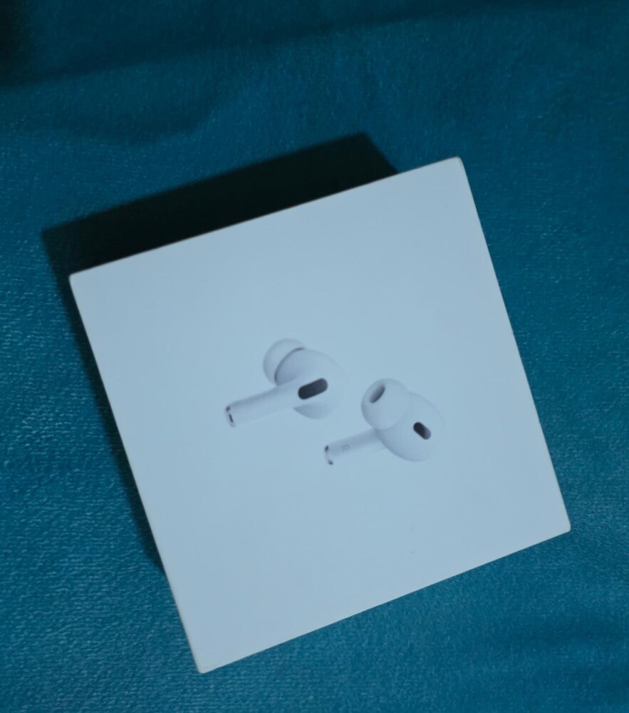 Apple AirPods Pro (2nd Generation) - 4