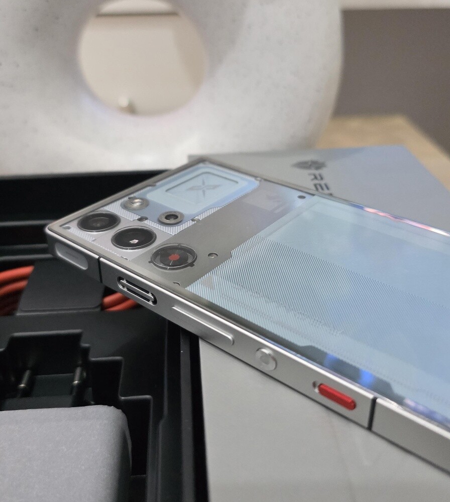 24/1TB Redmagic 10S pro Silver - 2