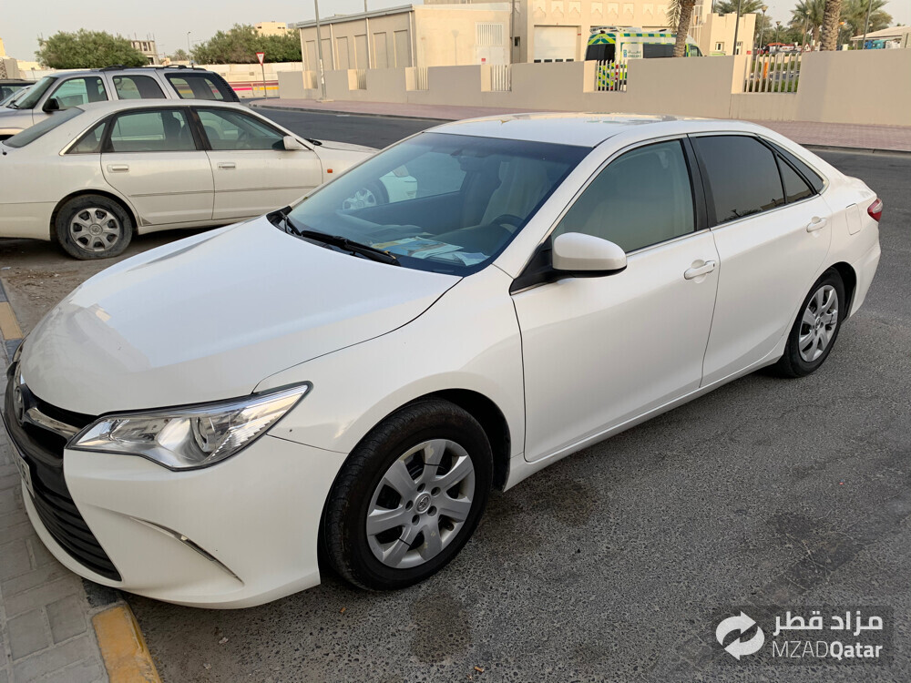 Toyota Camry 2016 - 4