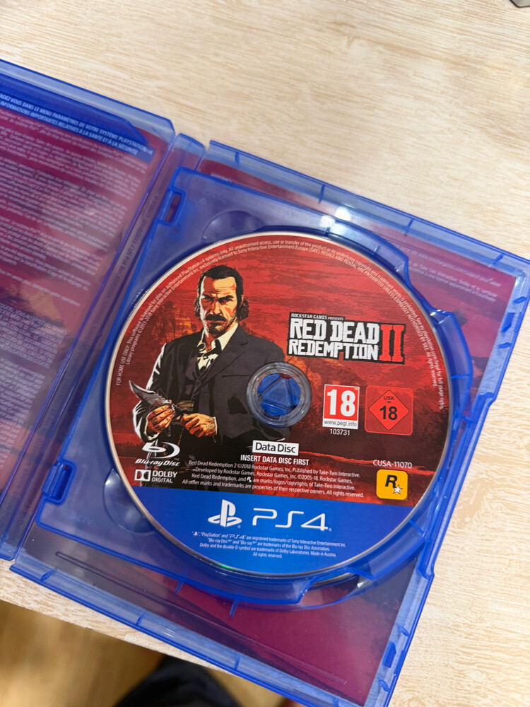 Red dead redemption 2 disc - 2