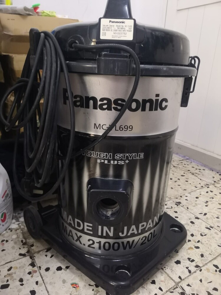 Used Vacuum Cleaner - 2