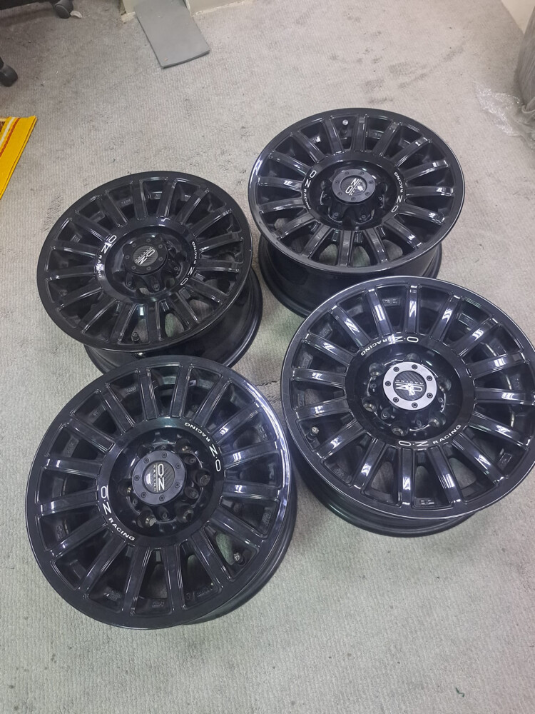 oz rims 6 bolts - 1