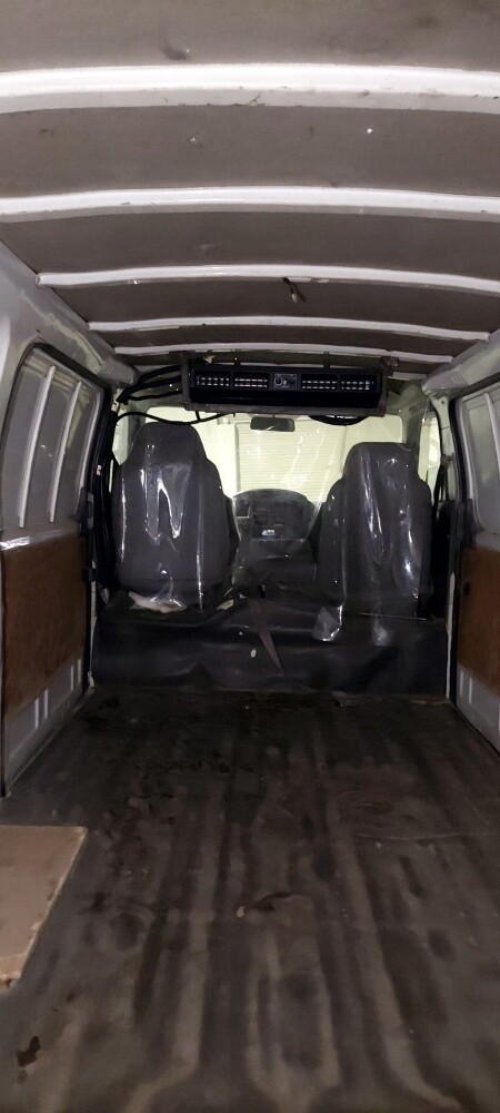 Urgent sell ! Urvan 2012 Cargo Van. - 5