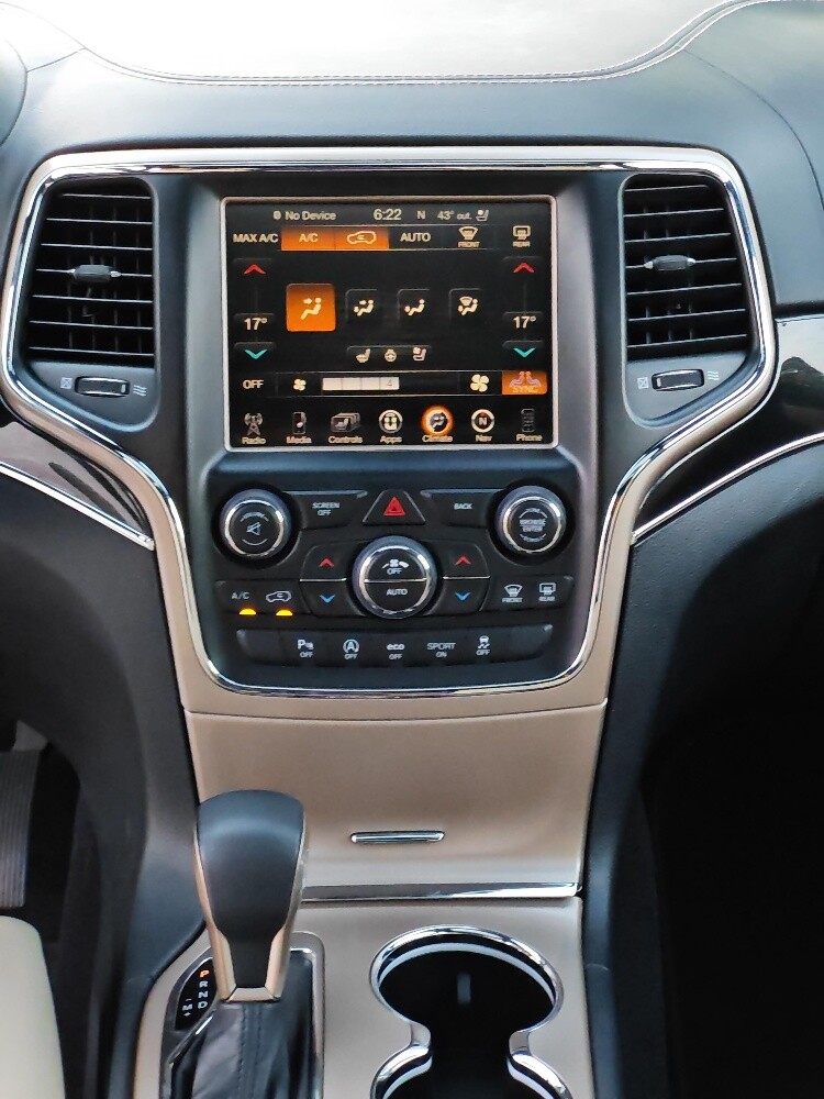 Jeep 75th Anniversary Edition 61km - 21