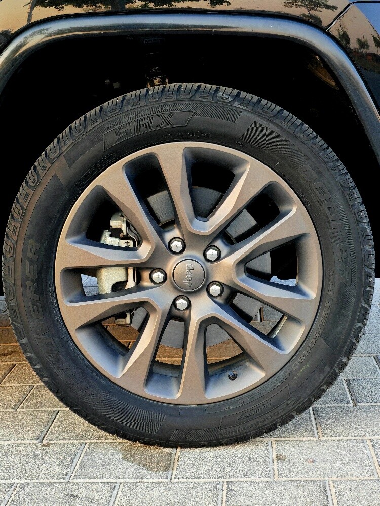 Jeep 75th Anniversary Edition 61km - 12