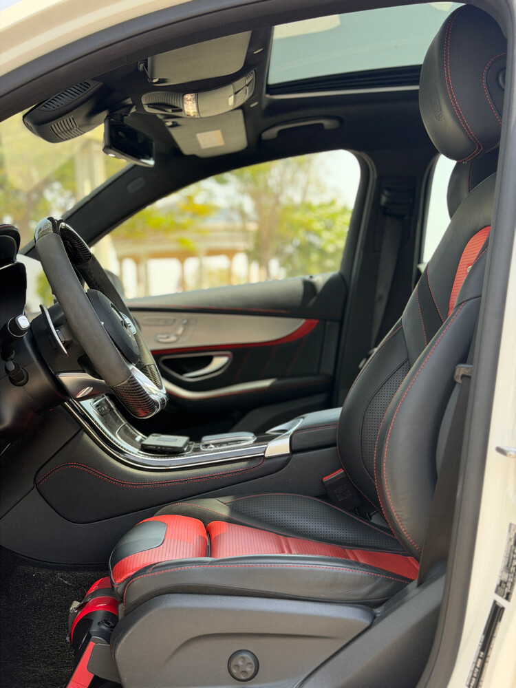 Mercedes Benz GLC 63 s - 10