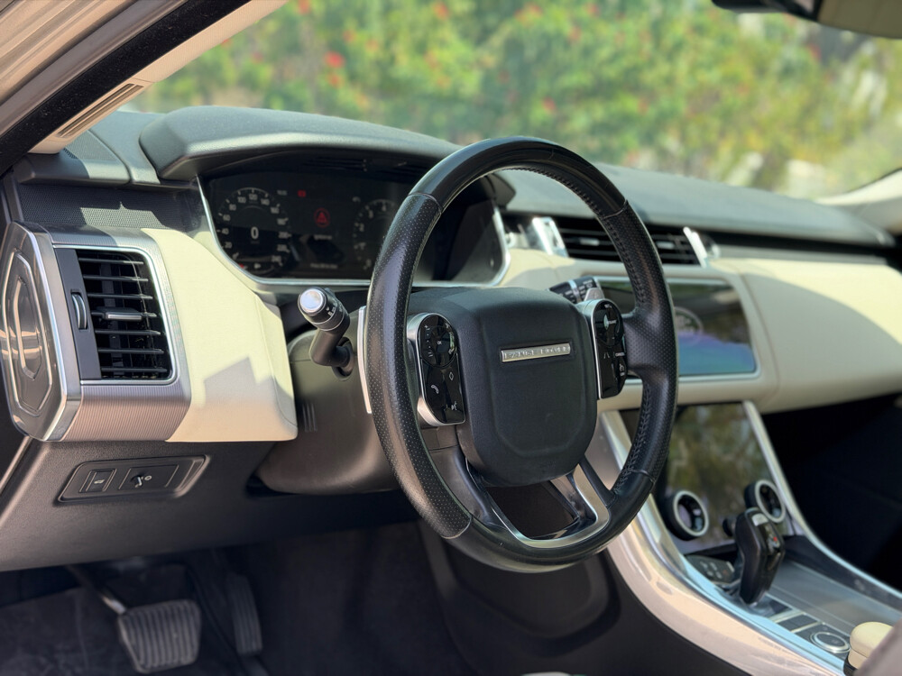 Rangrover sport HSE - 10