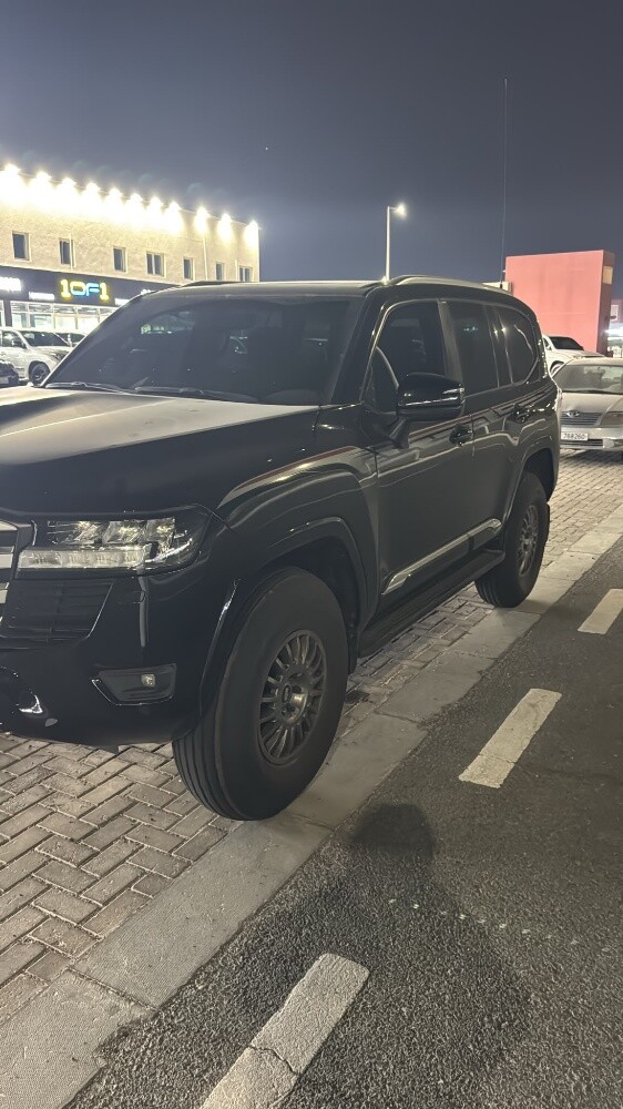 معرض عبدالرحمن البدر للسيارات - 3