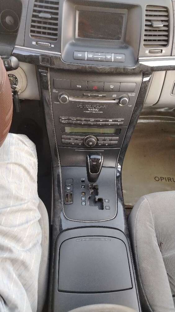 Urgent Sale: Kia Opirus2008 Model - 4