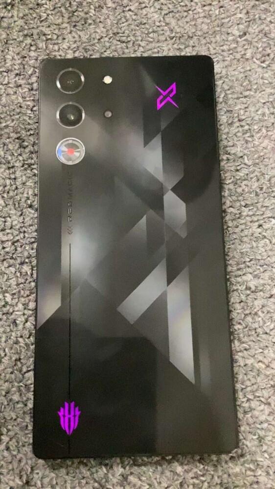 Red Magic 10 Pro - 3