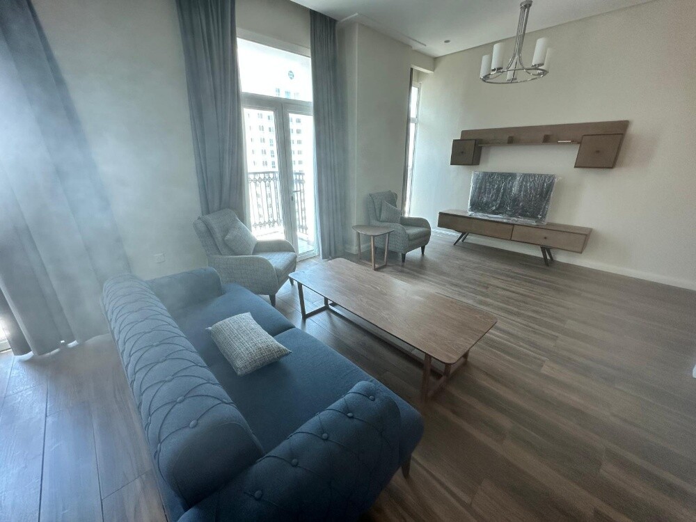 Modern 2BR in Floresta - 5