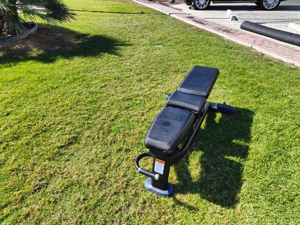 heavy metal bench - 4