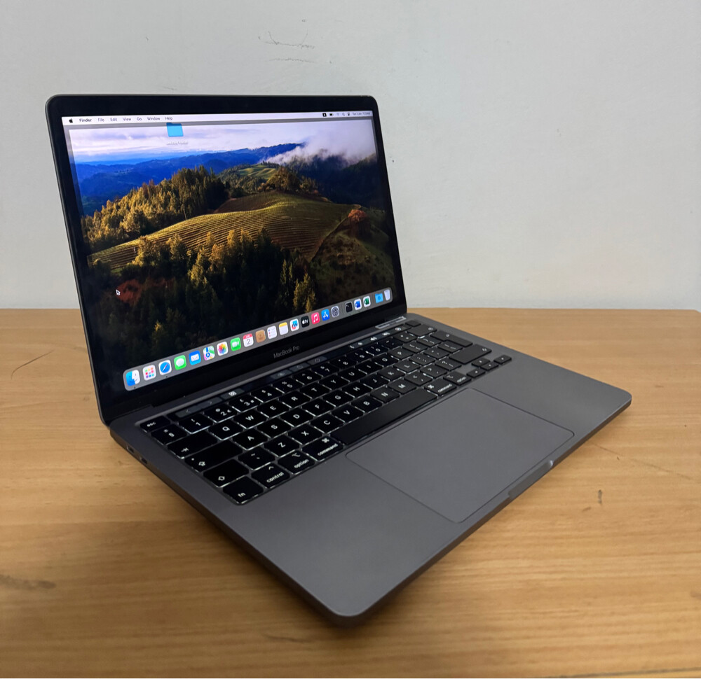 MacBook Pro 2020 ,Touch Bar, Retina - 2