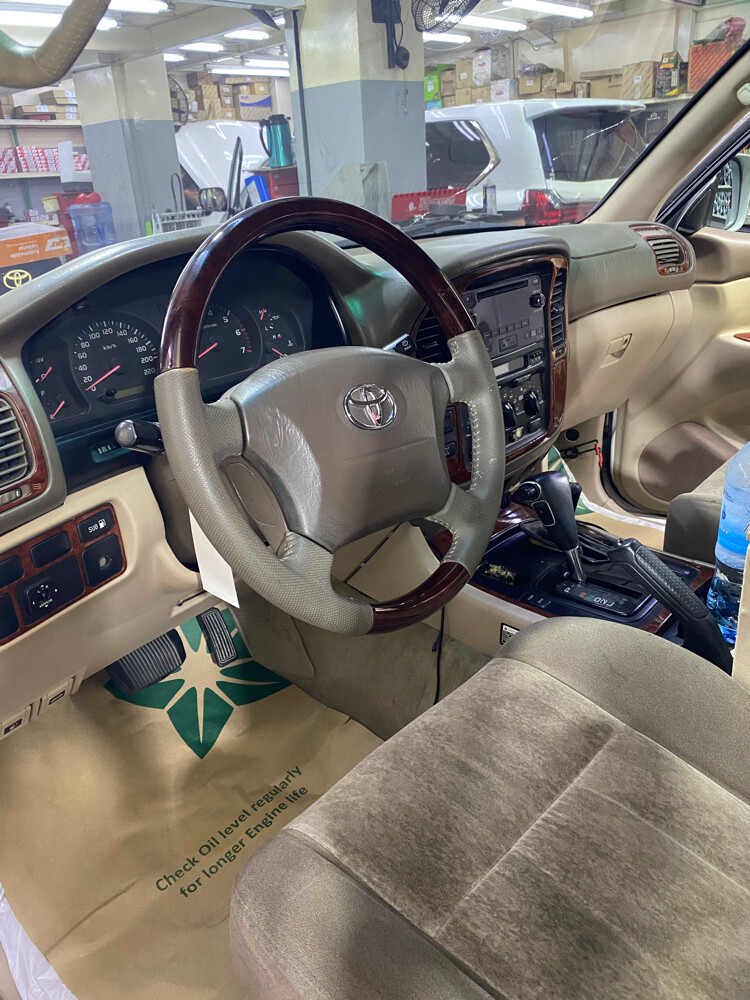 land cruiser 2001 vxr - 4
